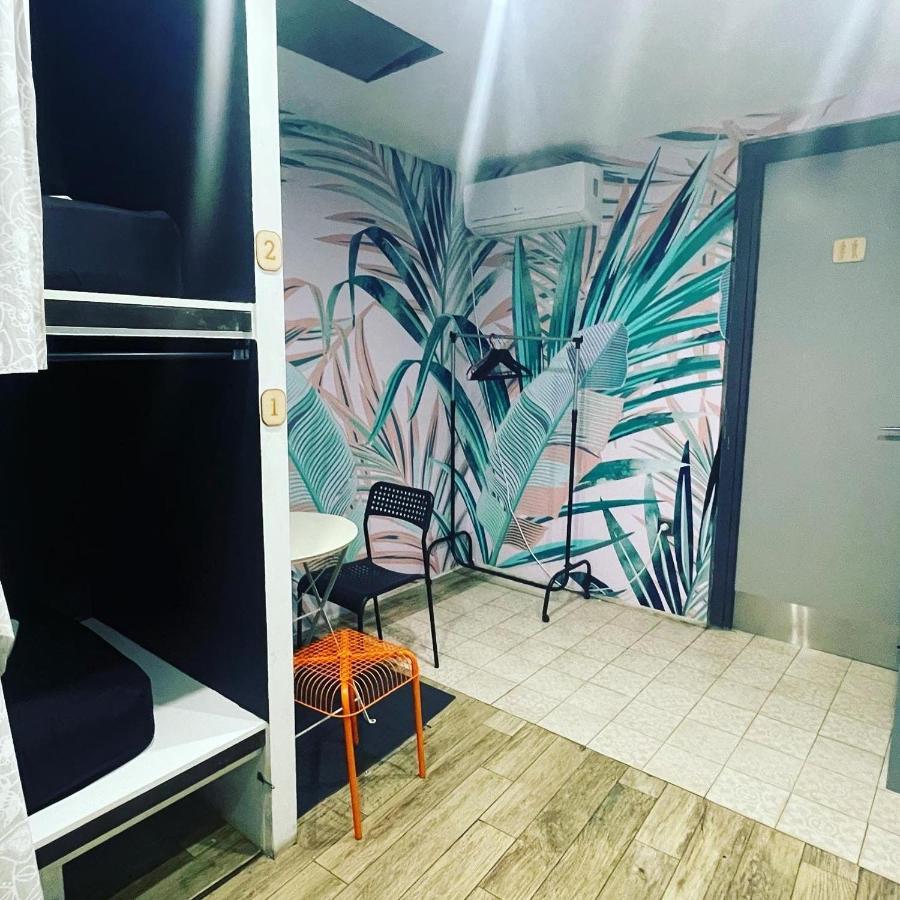 Iconic Athens Hostel エクステリア 写真
