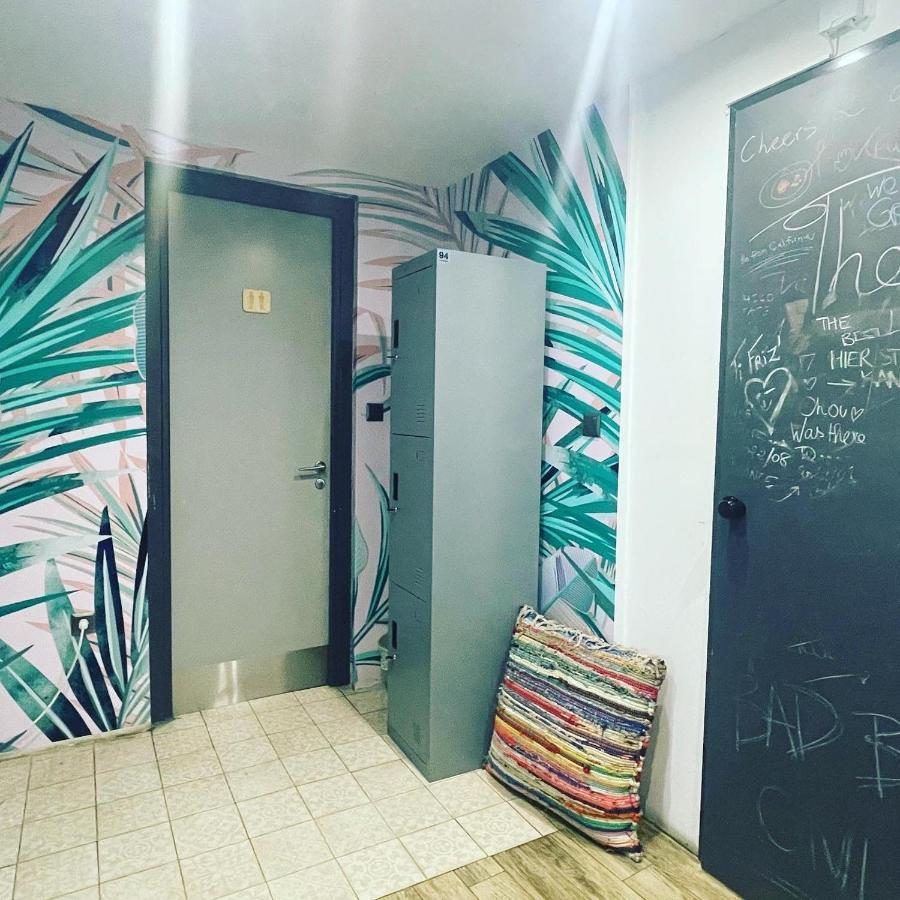 Iconic Athens Hostel エクステリア 写真