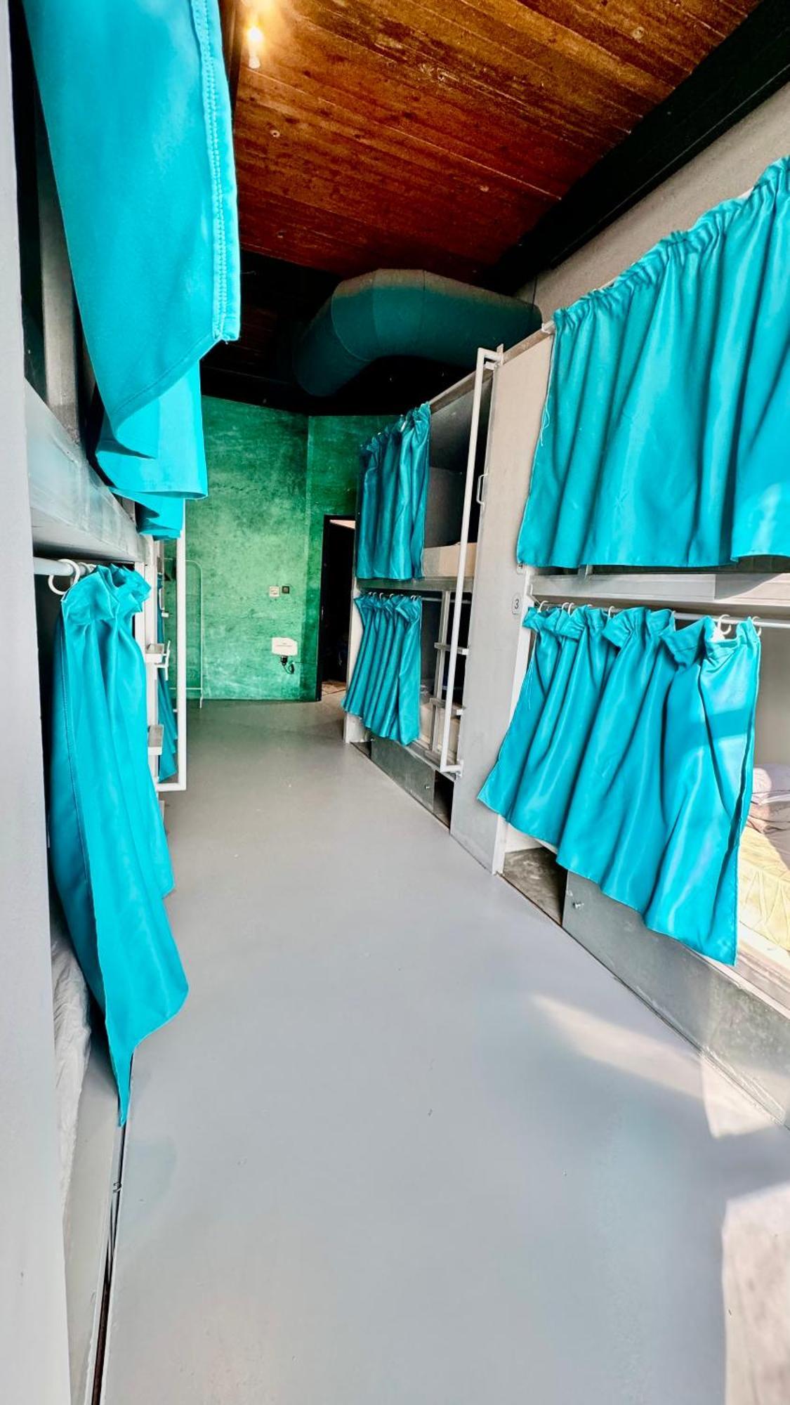Iconic Athens Hostel エクステリア 写真